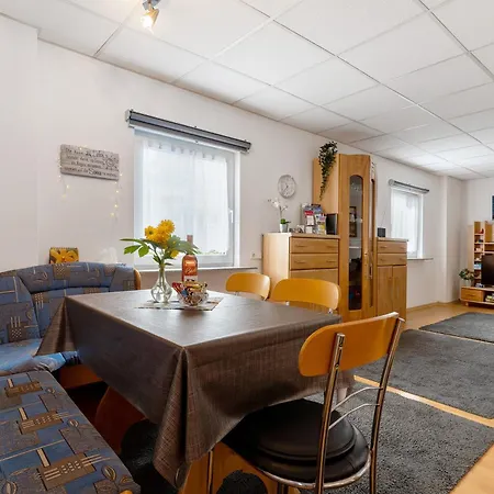 Apartment Ferienwohnung, 50qm, Terrasse *